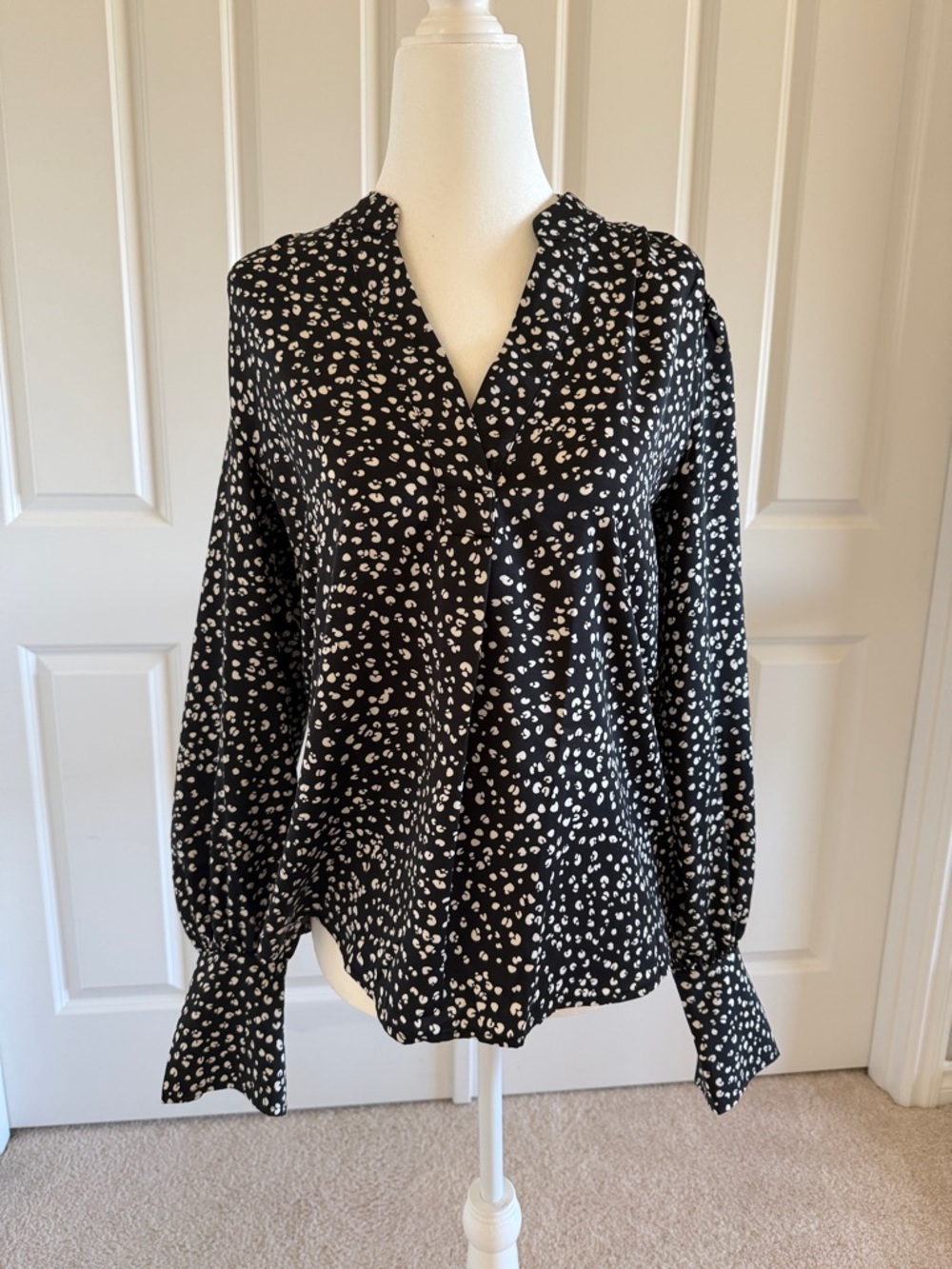 Banana Republic CREPE VOLUME-SLEEVE BLOUSE - black and white polka dot